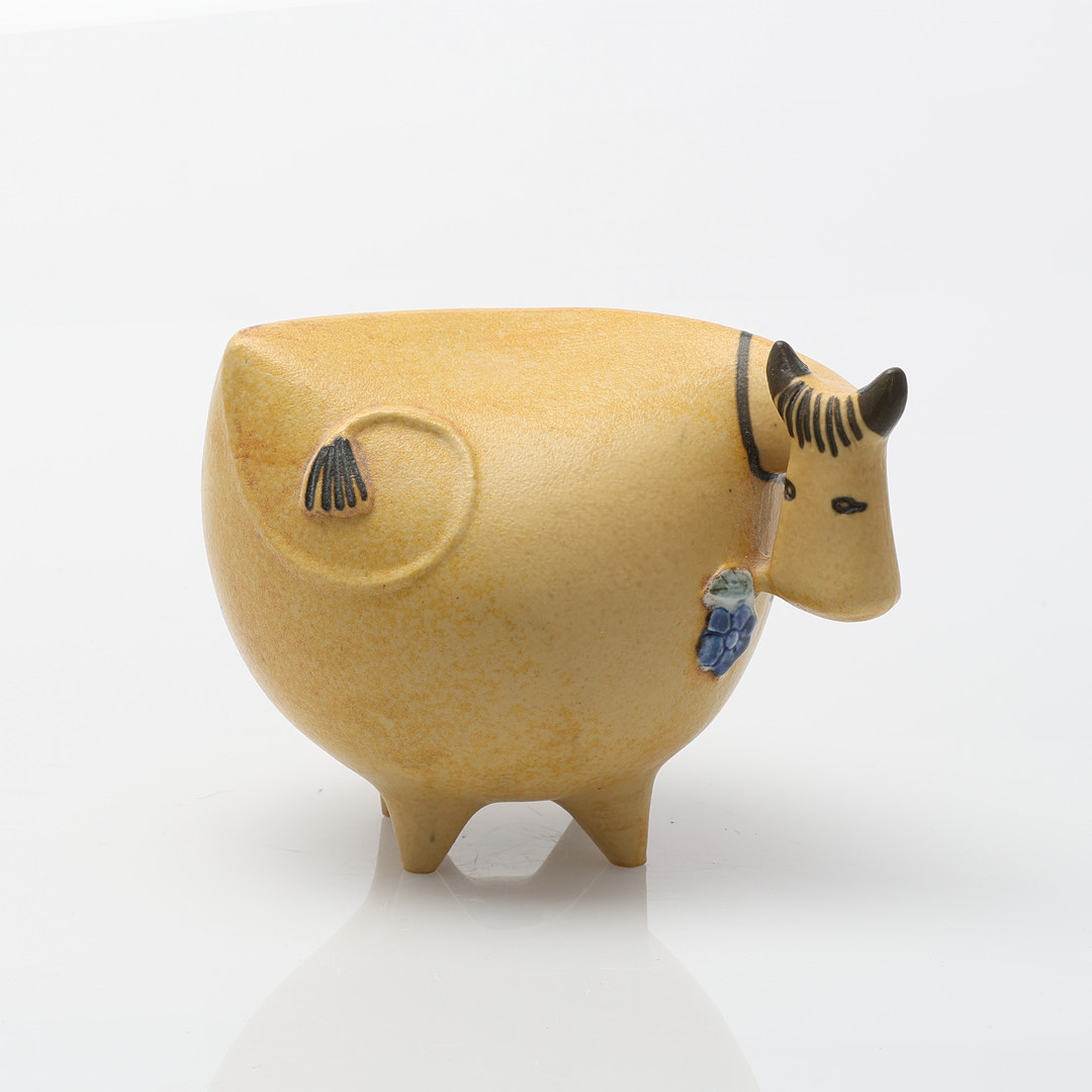 LISA LARSON. Skulptur / figurin, ko, ur serien stora Zoo, stengods, för Gustavsberg. Signerad LL G.