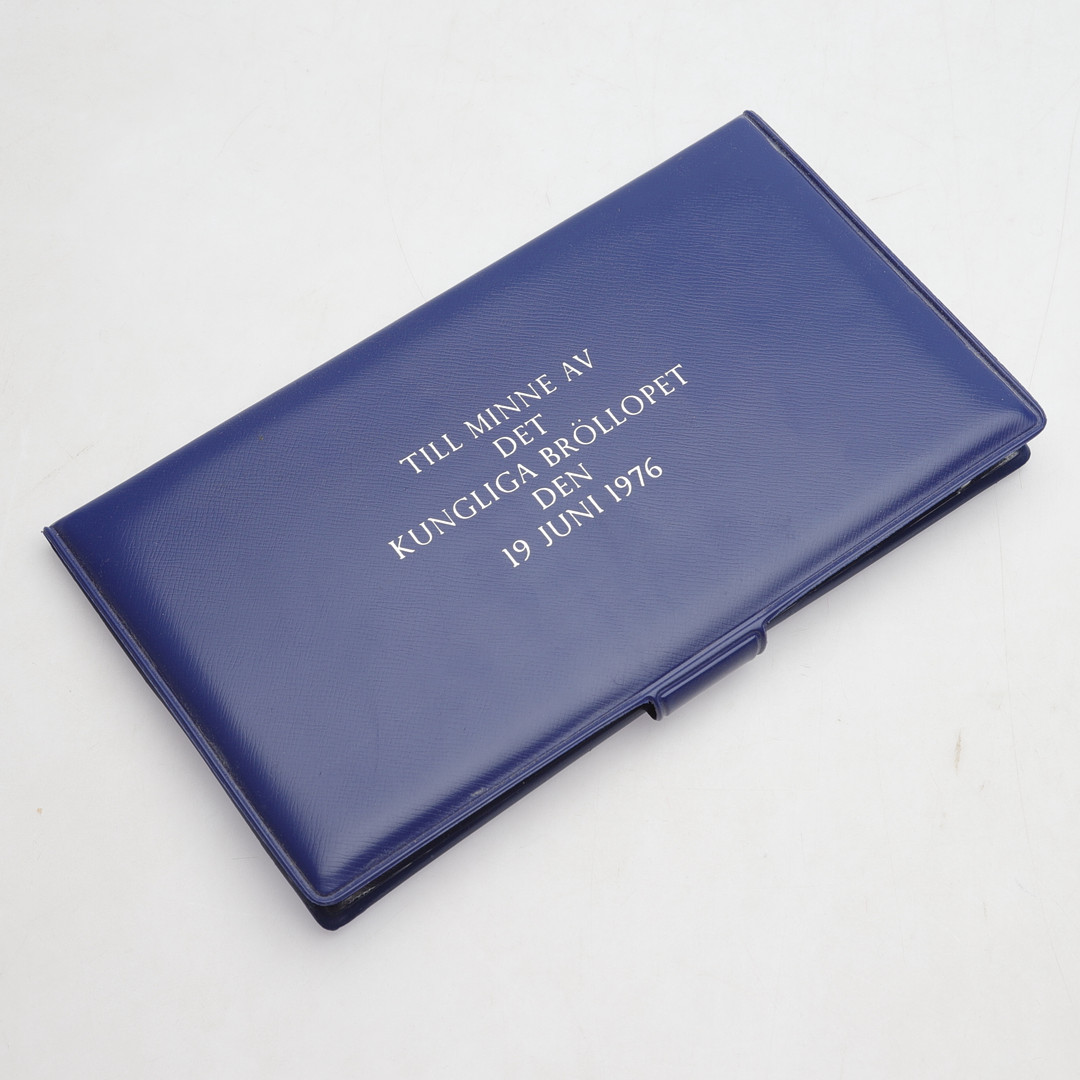 FÖRSTDAGSBREV MED MEDALJ, silver, "Det kungliga bröllopet 19 juni 1976", Sverige.