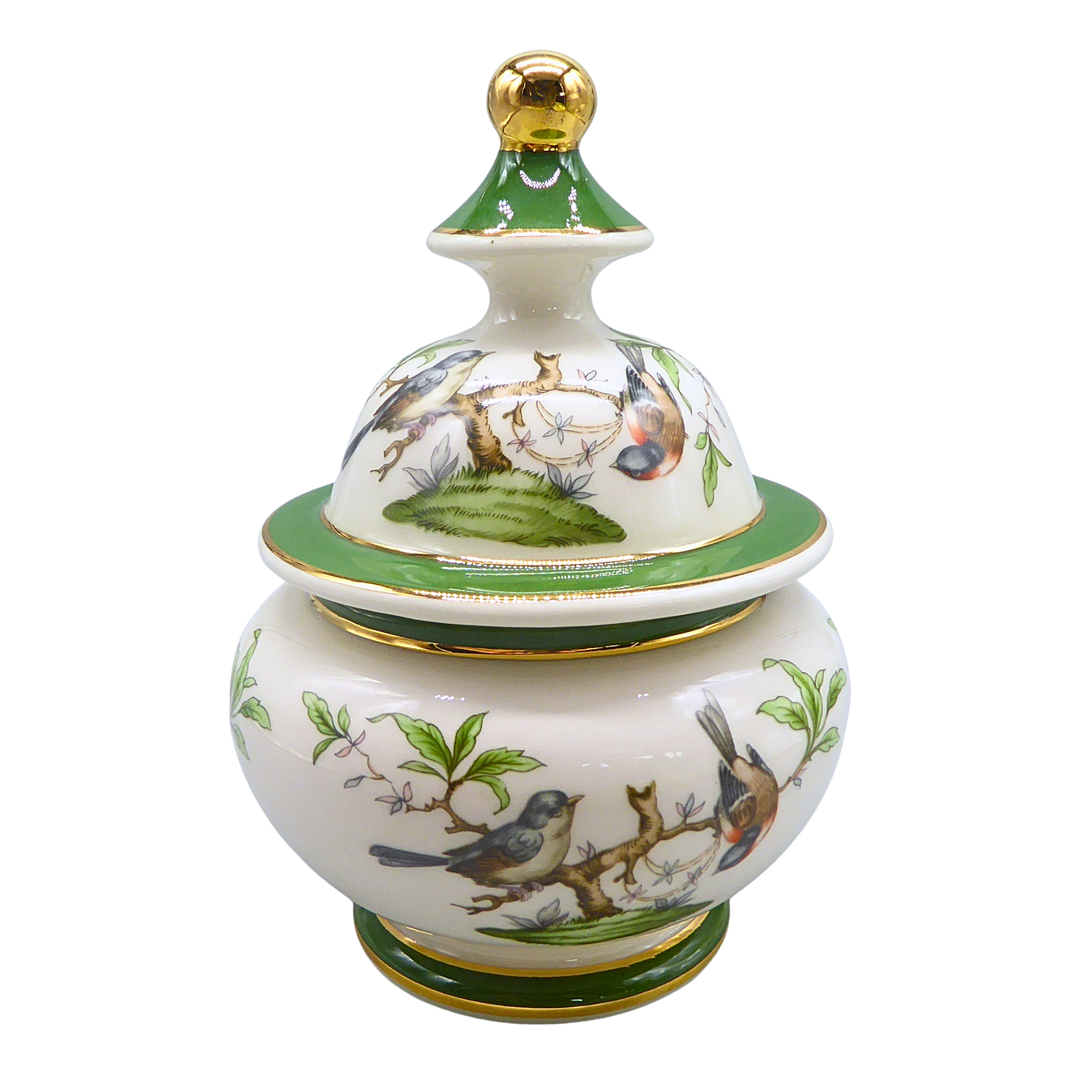 ITALIENISCHE FLORENTINER PORZELLAN-BONBONNIERE MIT SINGVOGEL-DEKOR.