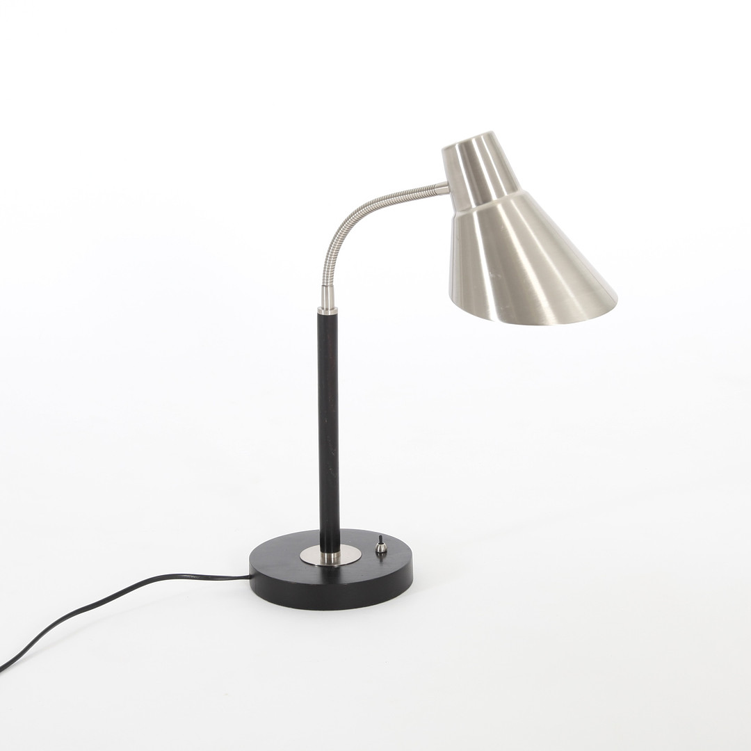 BORDSLAMPA, modern tillverkning.