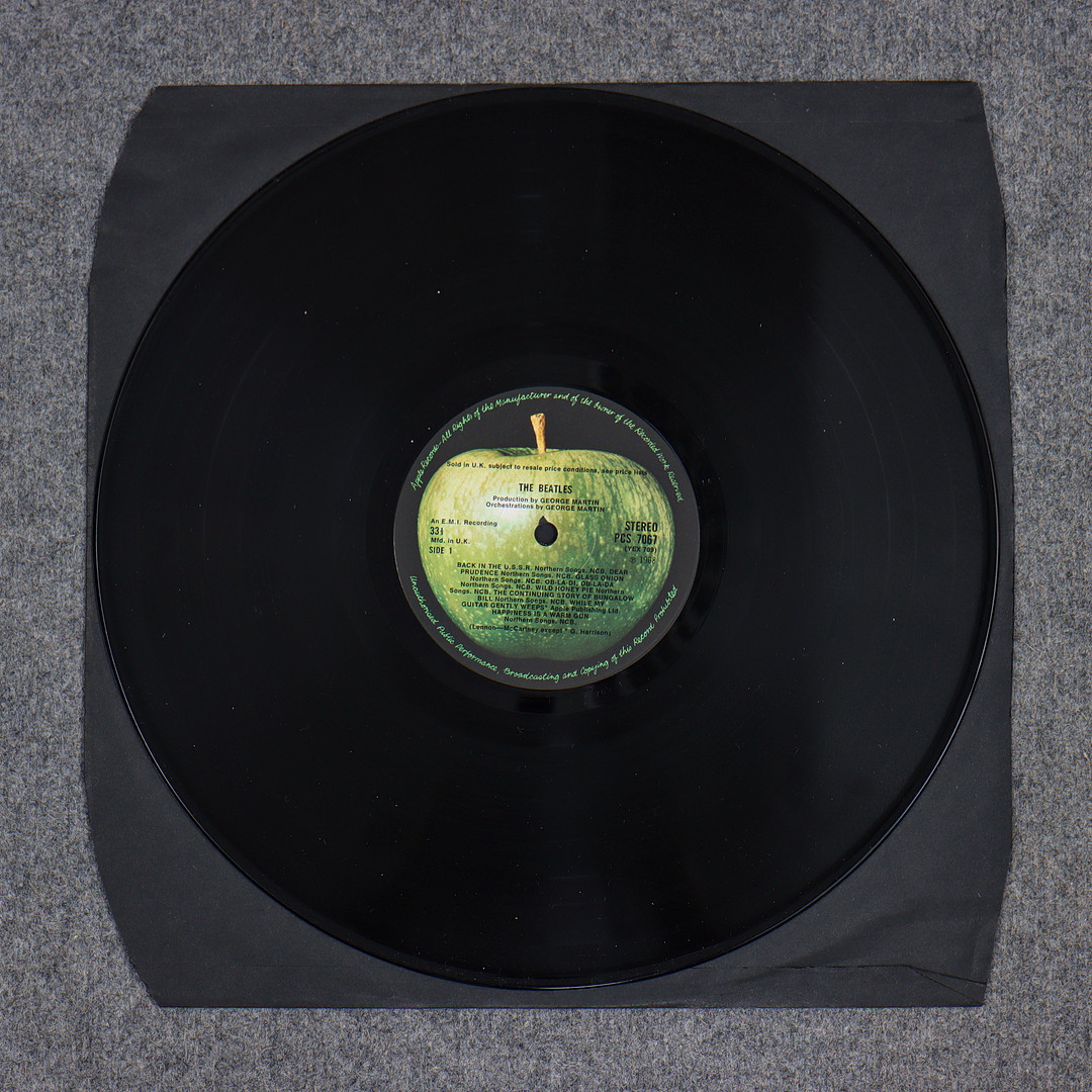 THE BEATLES, VINYLALBUM KOMPLETT ORIGINALUTGÅVA "THE WHITE ALBUM", DUBBEL LP MED ORIGINALDELAR, NR. 0376558, APPLE RECORDS, 1968.