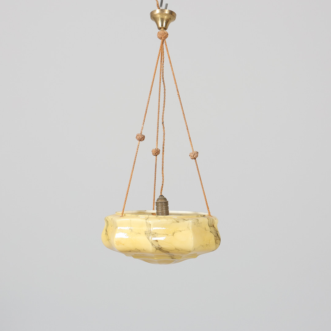 TAKAMPEL, glas, 1900-talets första hälft.