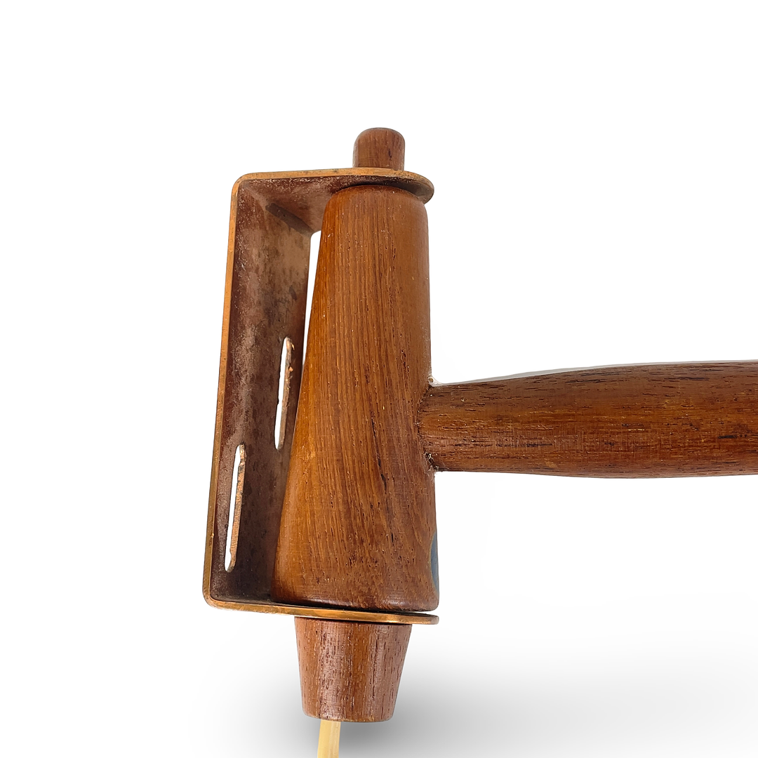 HANS-AGNE JAKOBSSON. Vägglampa, "S-1718", teak & koppar, Åhus, 1900-talets mitt.