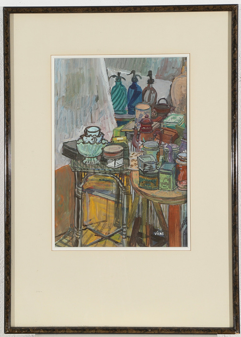 NAOMI VICAS (F. 1920). Opstilling med dåser og flakoner, gouache på papir.