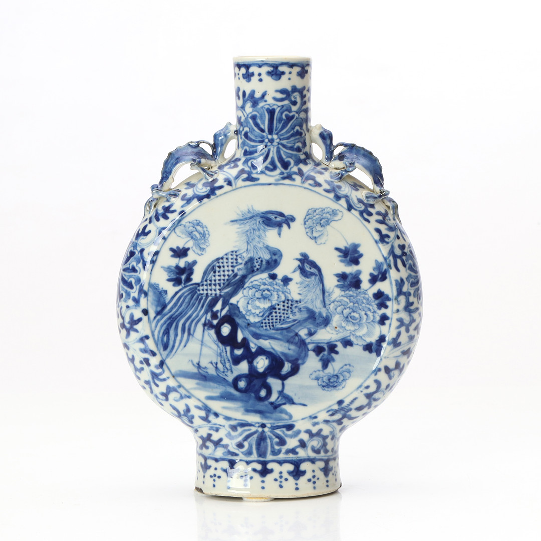 PILGRIMSFLASKA. Porslin med blåvit dekor. Kina, 1800-tal.