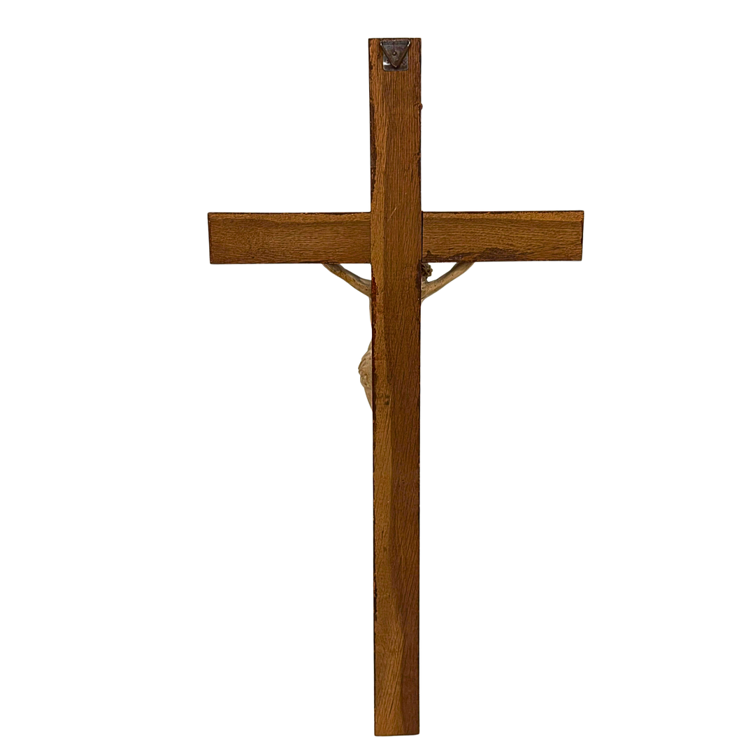 JESUSKREUZ AUS HOLZ MIT EINER DETAILLIERTEN CHRISTUSFIGUR AUS GIPS.