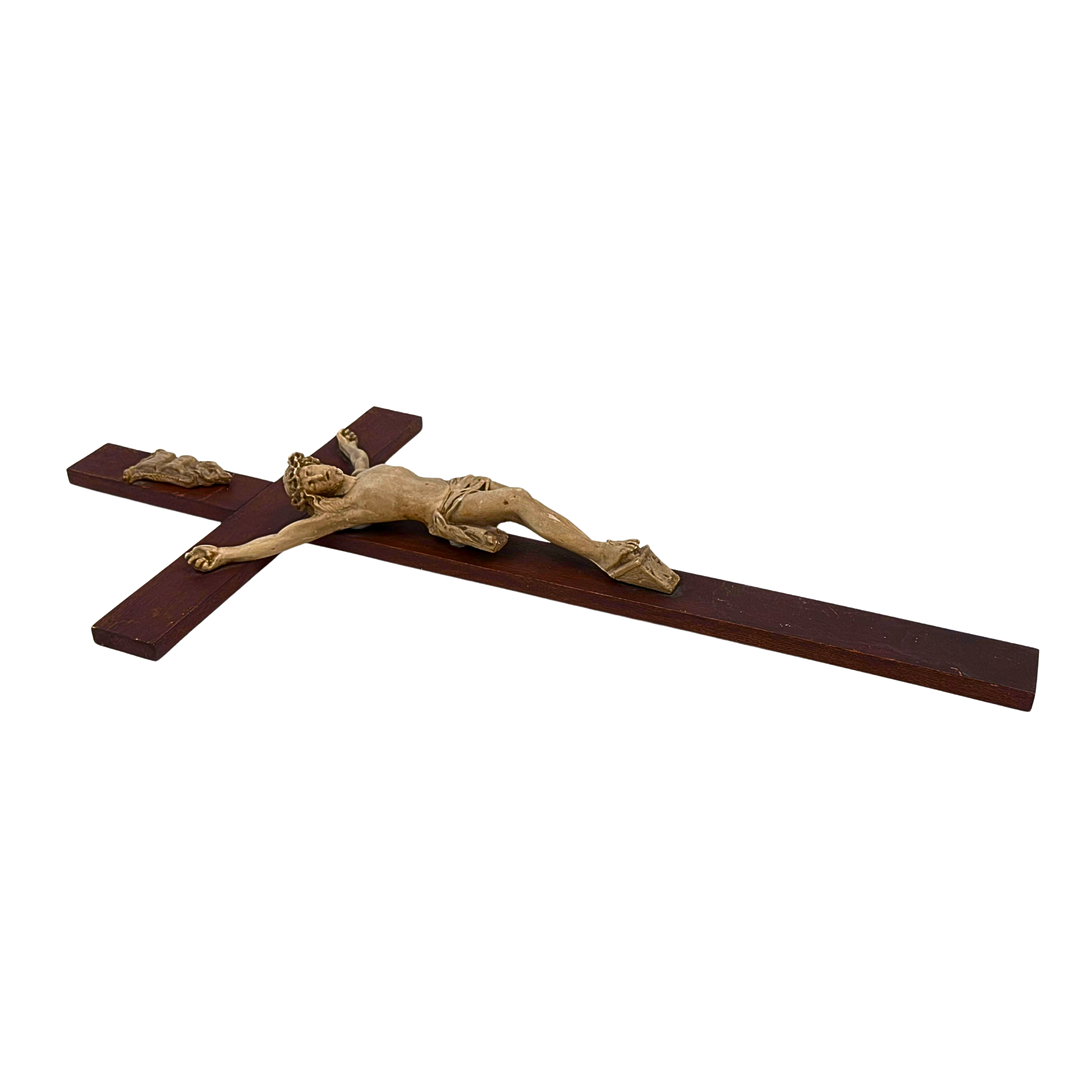 JESUSKREUZ AUS HOLZ MIT EINER DETAILLIERTEN CHRISTUSFIGUR AUS GIPS.