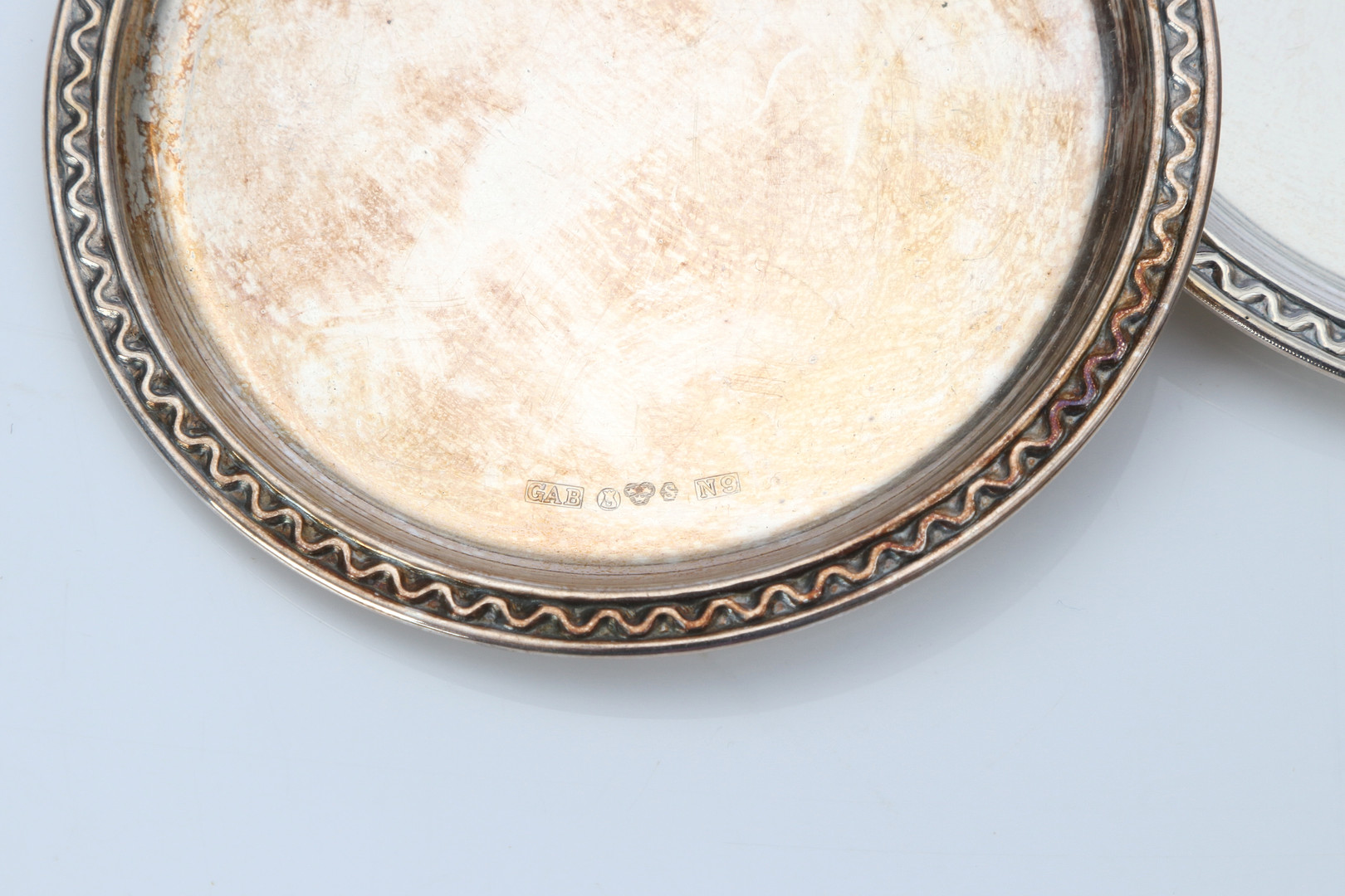 COASTERS, SJU ST. Silver. GAB, Stockholm, 1963. Vikt ca 120 gram.