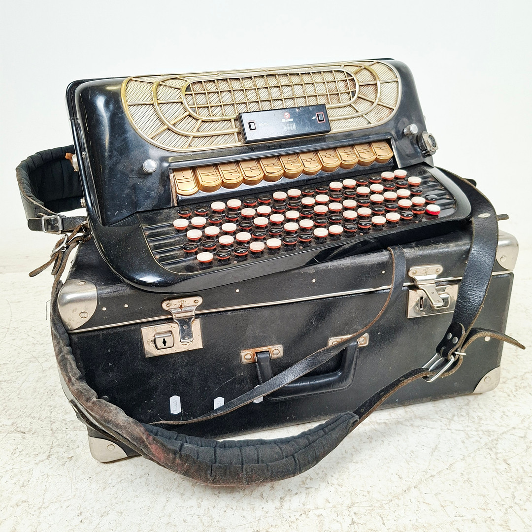 DRAGSPEL, Hohner Riviera VI De Luxe.