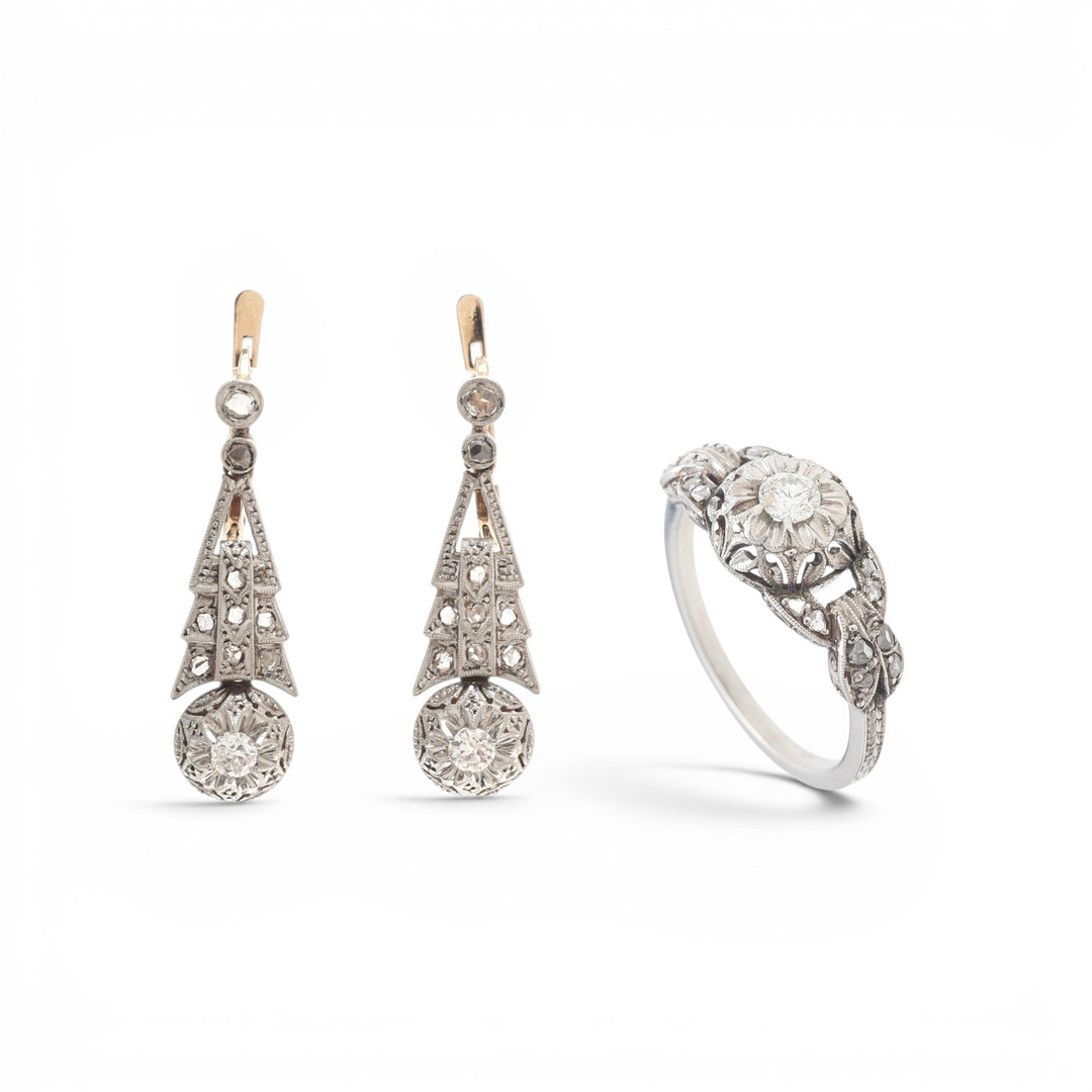 JOYERÍA ORIOL. Art Deco diamond ring and earring set, circa 1930.