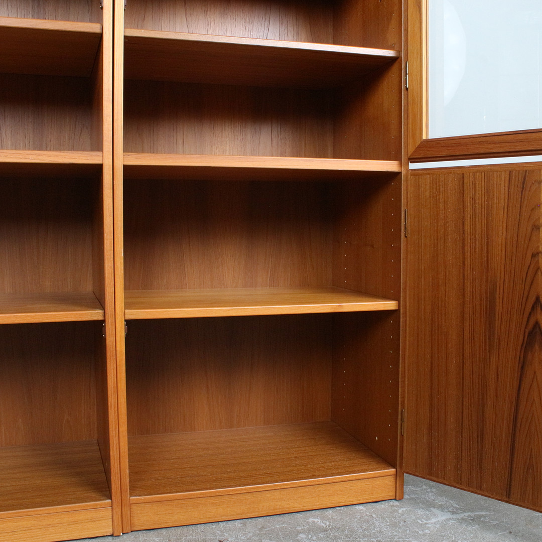 Vitrinenschrank/Bücherschrank der 1970er, Teak, Dänemark.