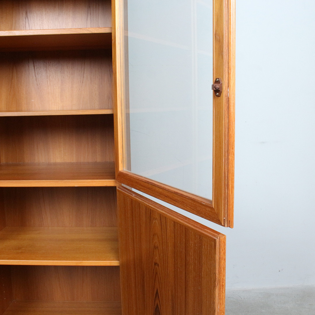 Vitrinenschrank/Bücherschrank der 1970er, Teak, Dänemark.