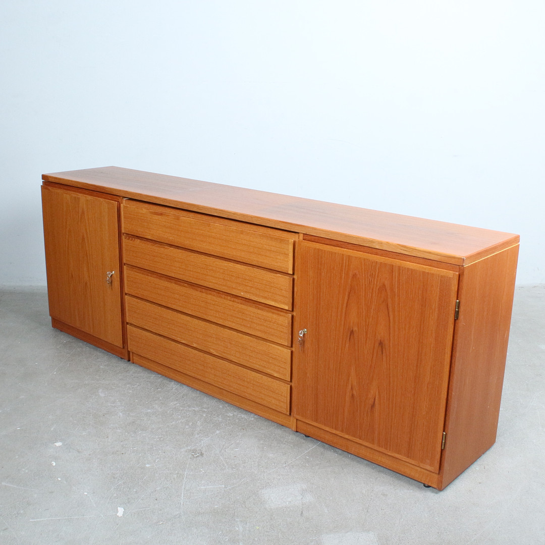 Mid-Century Sideboard der 1970er.
