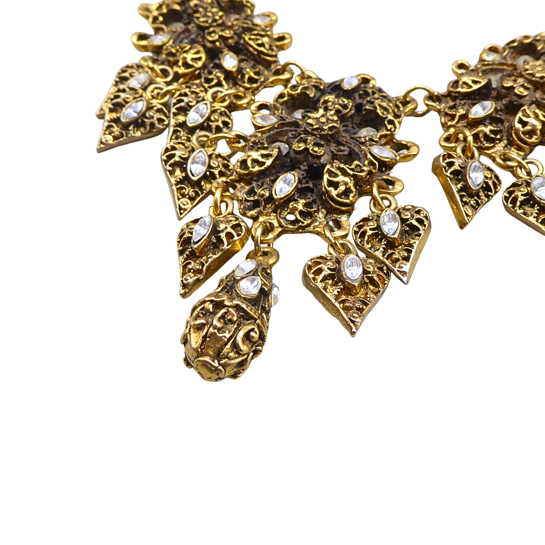 ELEGANTES LÄTZCHENCOLLIER VON SATELLITE PARIS.