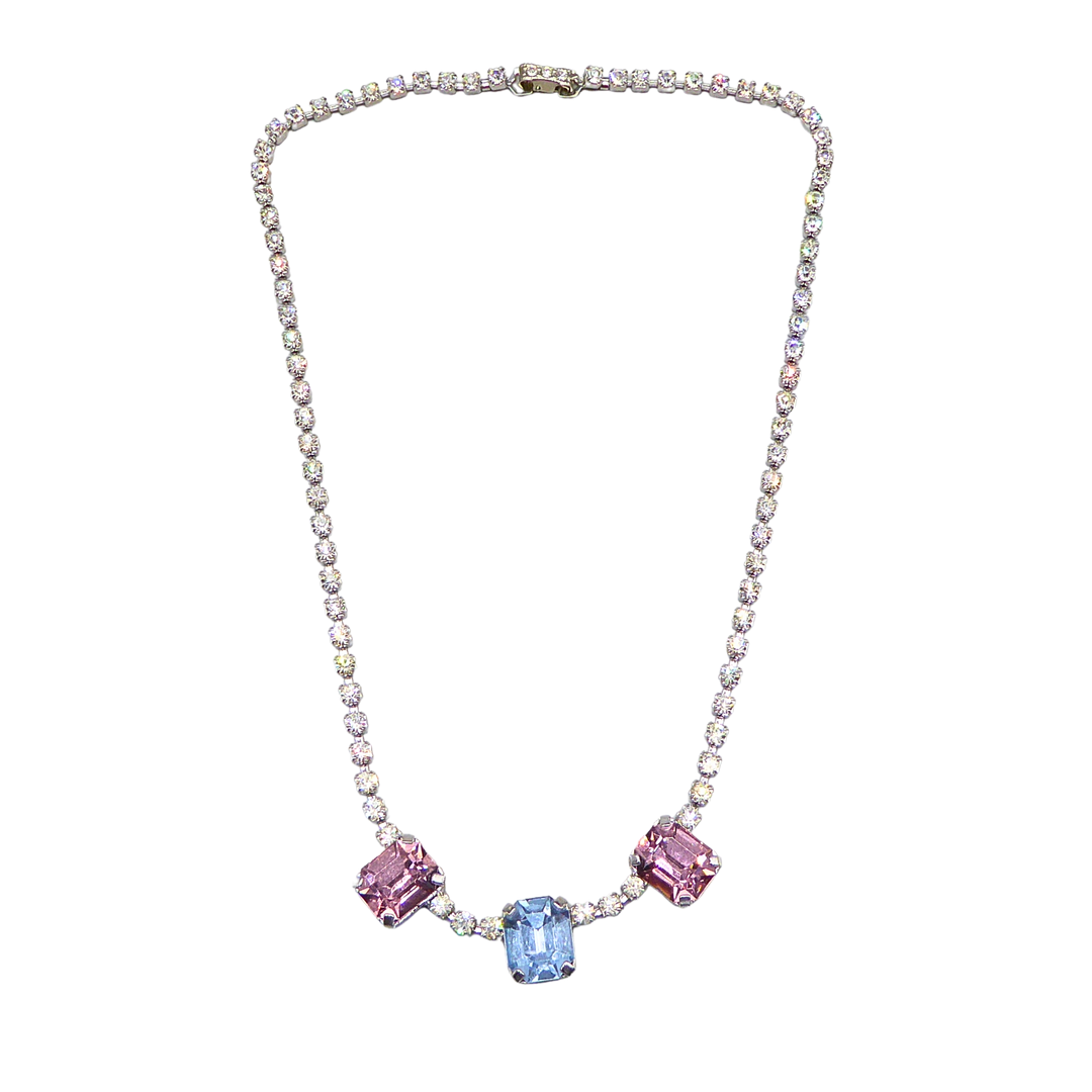 STRASSCOLLIER, MODESCHMUCK, PASTELLTÖNE.