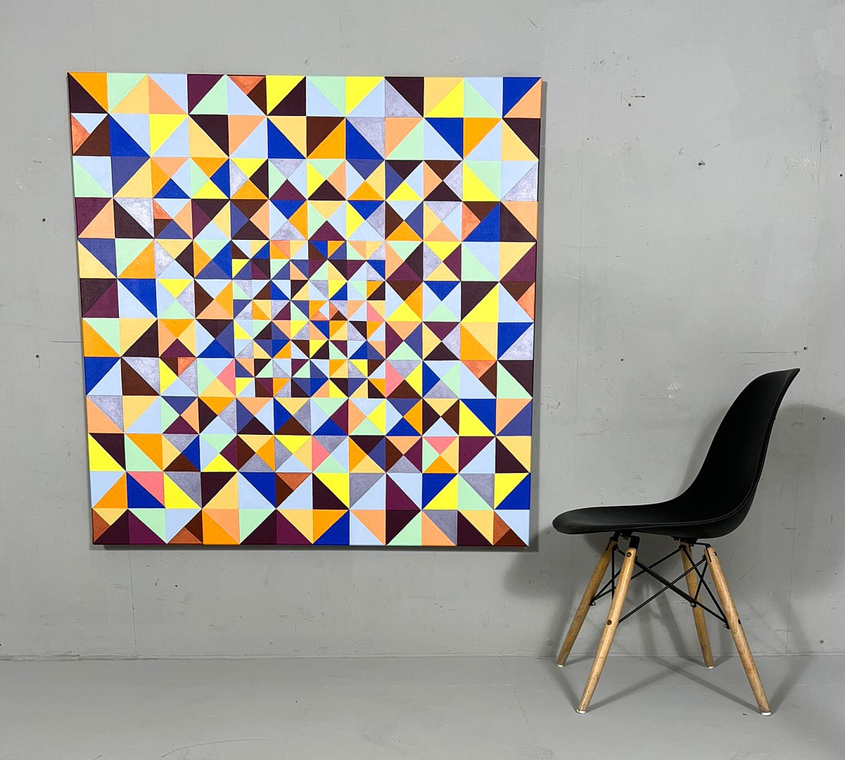 Lena László, Acryl auf Leinwand, 'Exactly 299 triangles'.