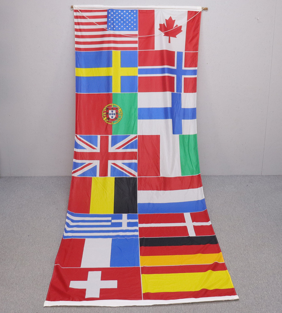TURISTFLAGGA, 16 nationer.