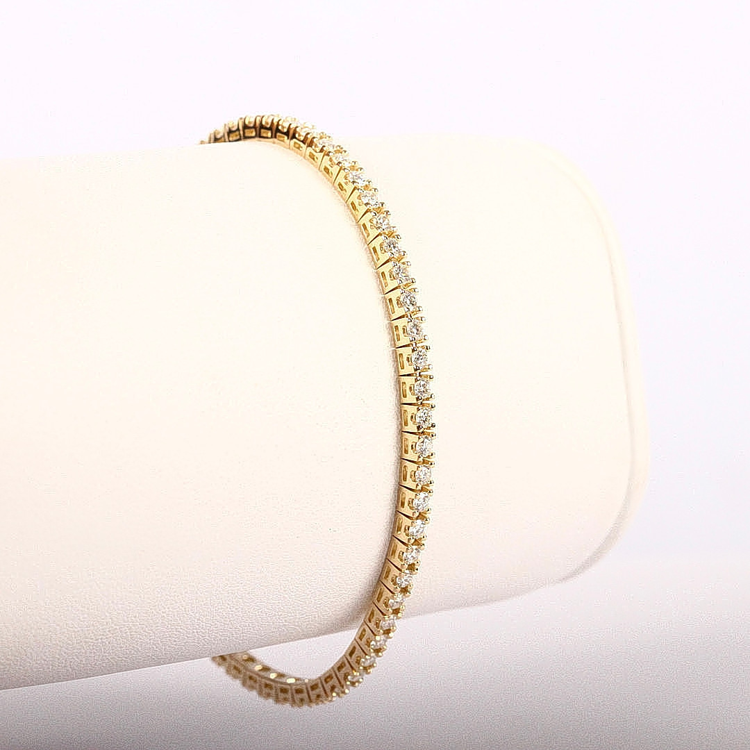 ARMBAND, tennisarmband 2,43ct, 18K.