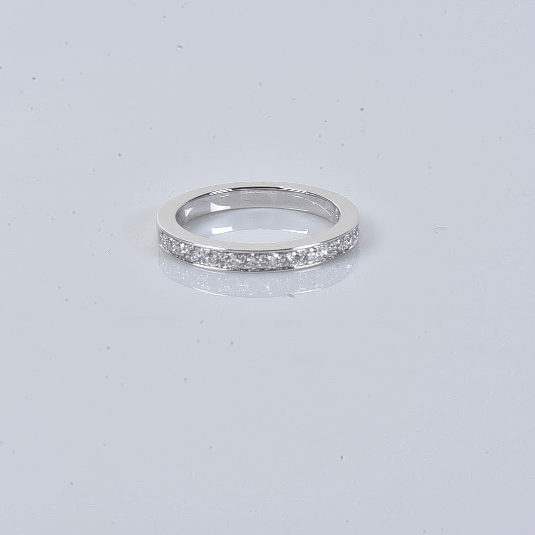 HALVALLIANS, diamanter 0,25ct, vitguld 18K.