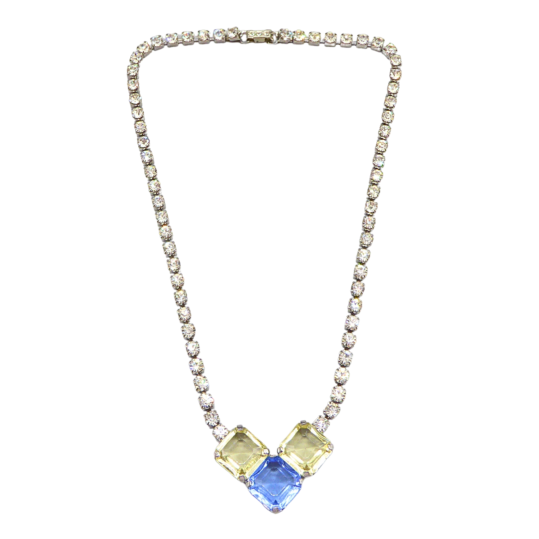 STRASSCOLLIER, MODESCHMUCK, PASTELLTÖNE.