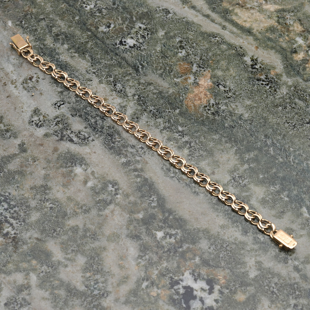 ARMBAND, 18K guld, Bismarck. Totalvikt ca 10,49 g.