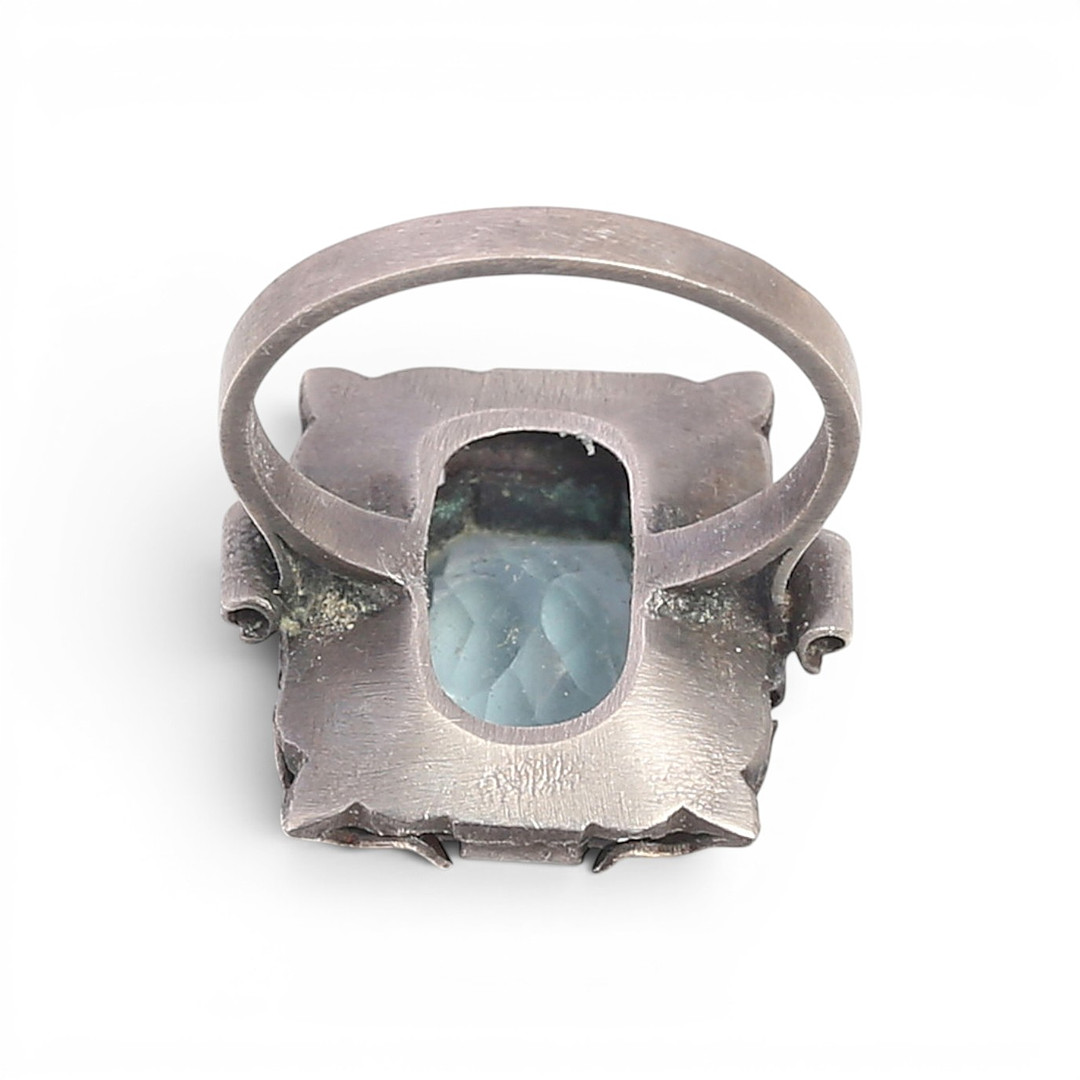 Two Art Deco Catalan rings, circa 1930.