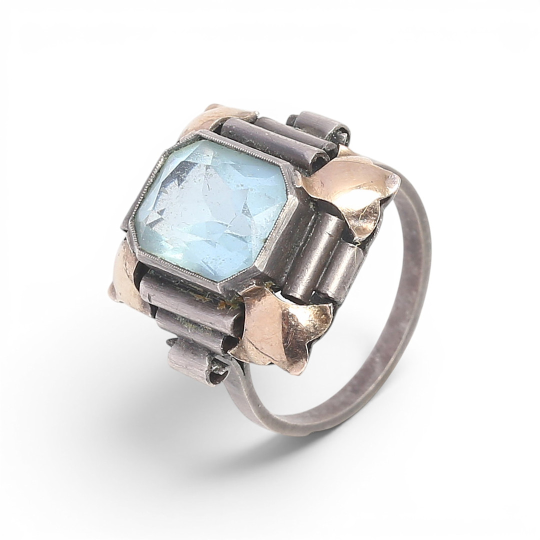 Two Art Deco Catalan rings, circa 1930.