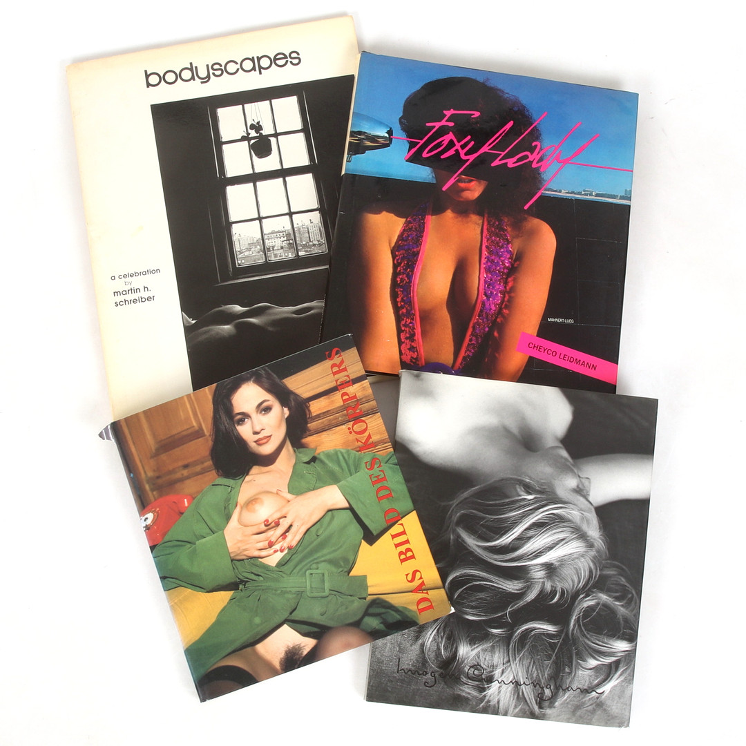 FOTOBÖCKER, 4 st, nakenfoto, Imogen Cunningham. "Bodyscapes", Martin H. Schriber. "Das bild des körpers". "Foxy Lady", Cheyco Leidmann. Tyska, Engleska. 1900.-tal.