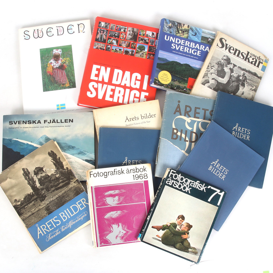 FOTOBÖCKER, 11 st, Sverige, "En dag i Sverige", "Svenska Fjällen", Årets bilder", "Underbara Sverige", "Sweden", "Svenskar/Swedes". 19/2000-tal.