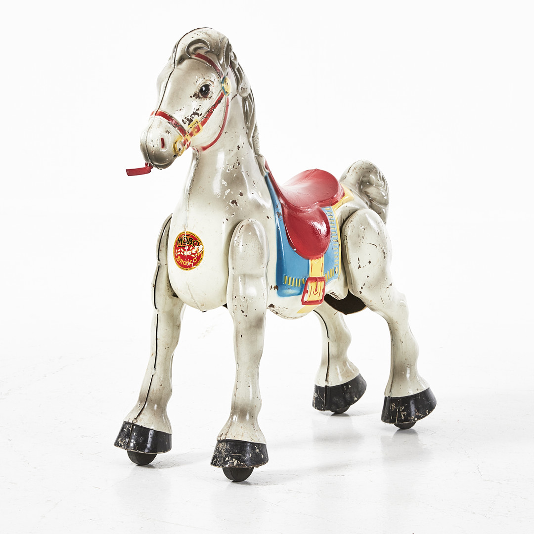 MOBO TOYS, "Bronco", häst på hjul, 1900-talets andra hälft, formpressad plåt.