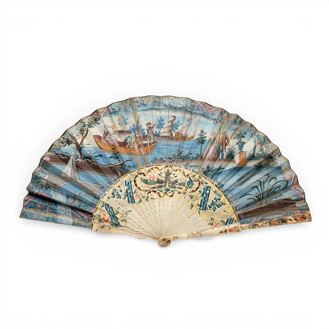 French Louis XV fan with painted paper leaf, 18th century.