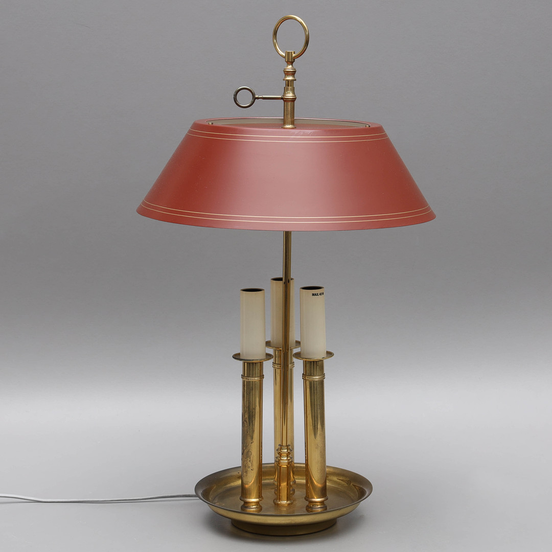 BORDSLAMPA, mässing och plåt, Th. Valentiner, Engelsk stil, Danmark, 1900-tal.