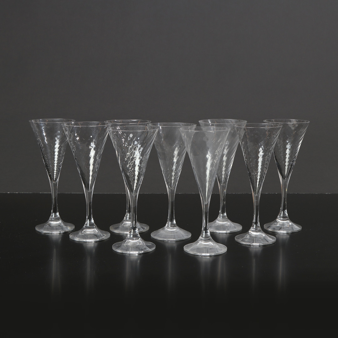 GUNNAR CYRÉN. CHAMPAGNEGLAS, NIO ST. "Helena", Orrefors.