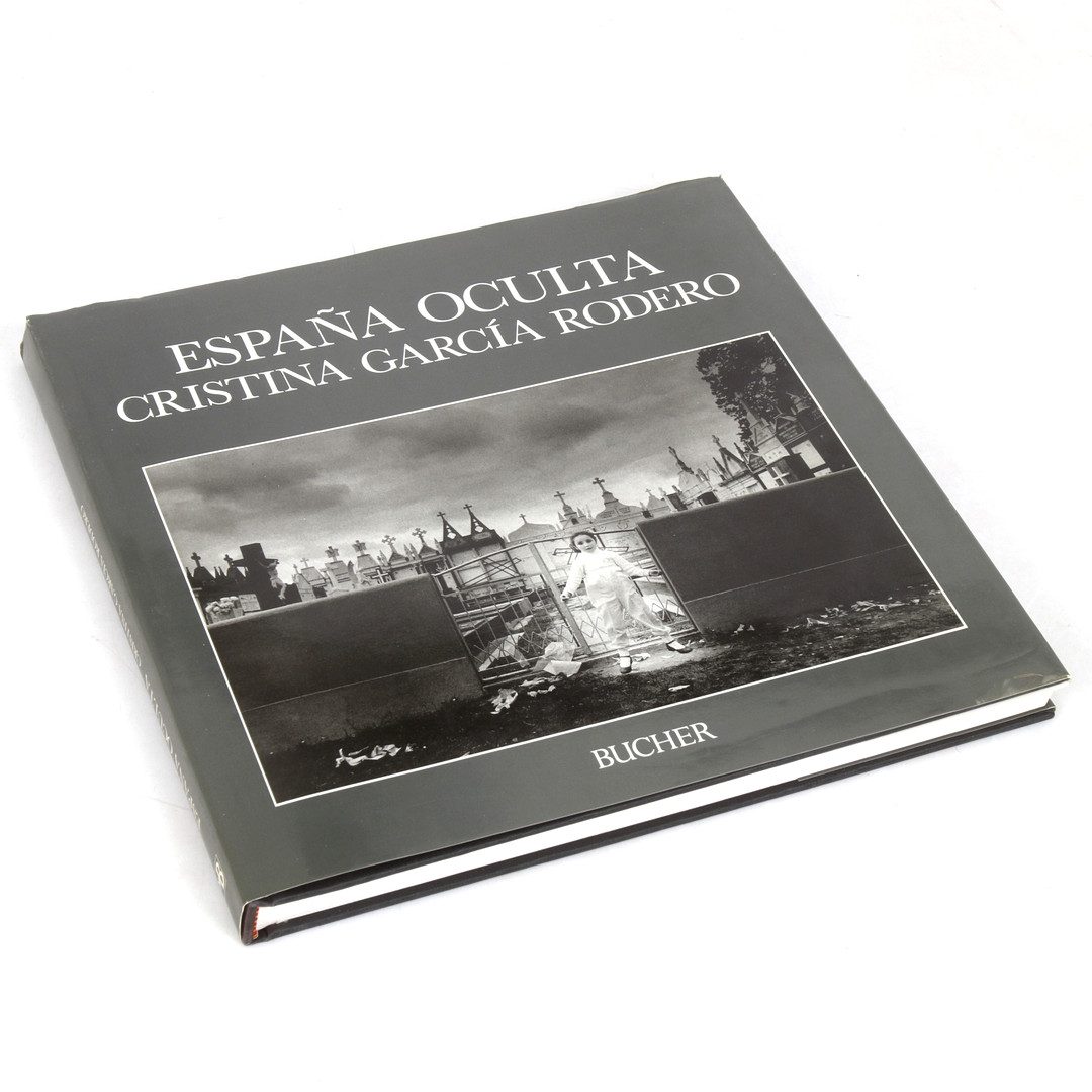 CRISTINA GARCIA RODERA. Fotobok, "España Oculta", Bucher. 1989.