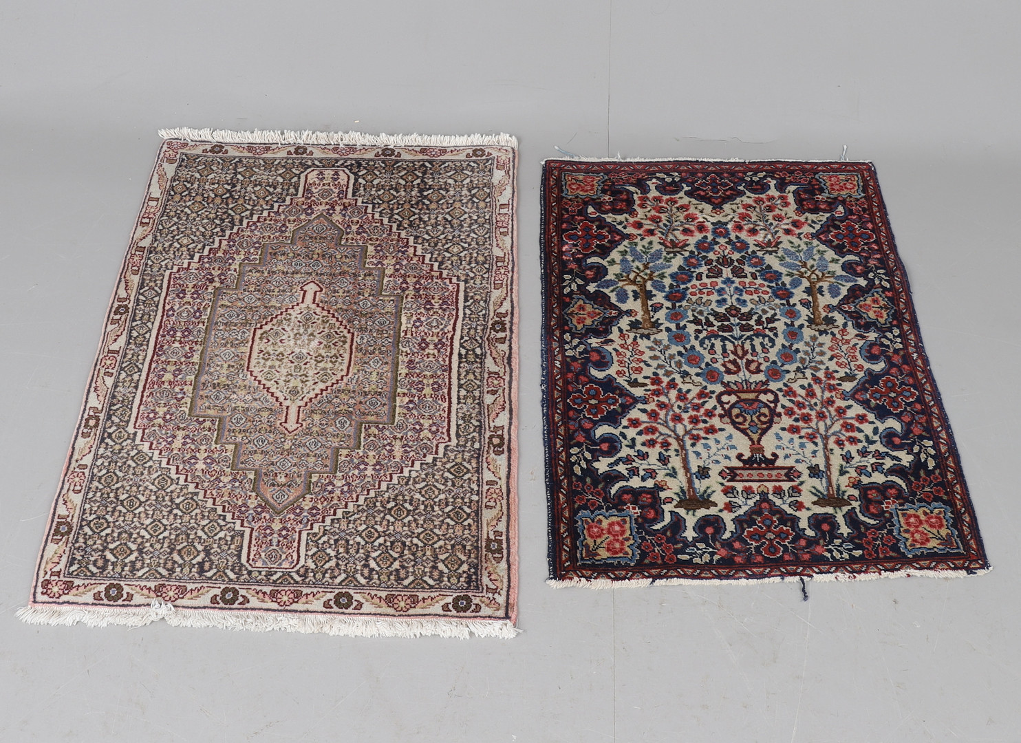 MATTOR, 2 stycken, orientaliska.