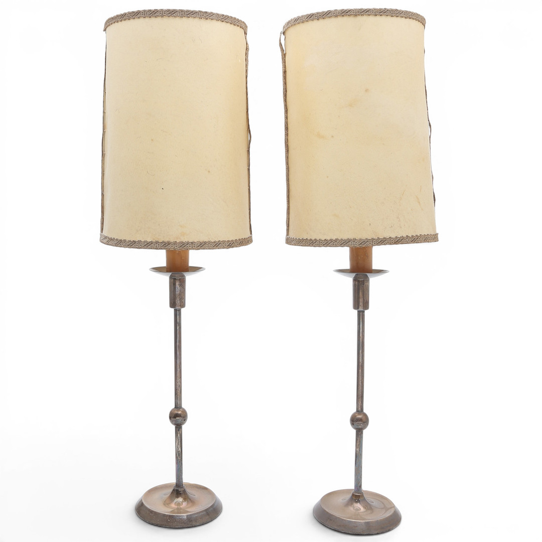 Pair of Spanish silver lamps/candlesticks, 20th Century.