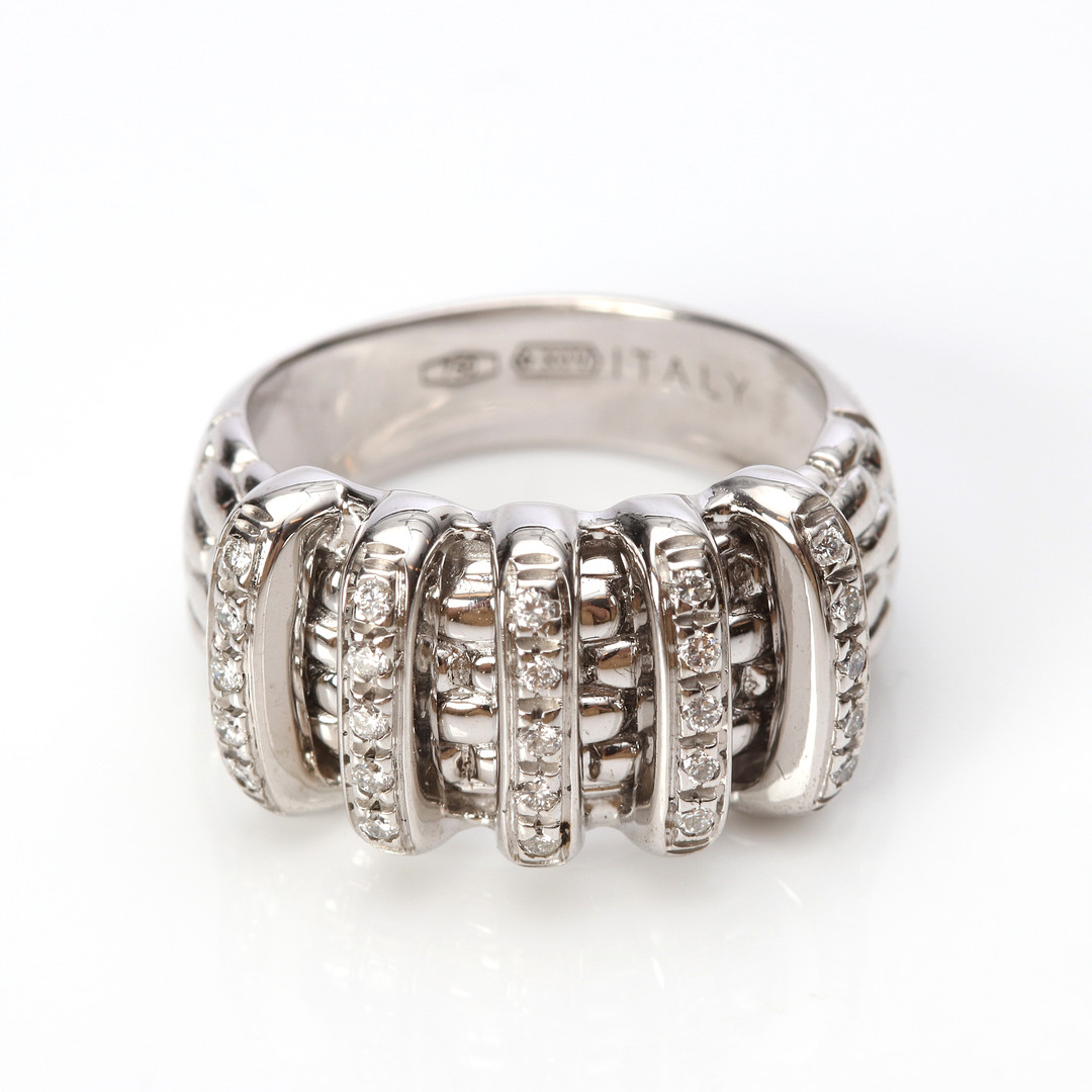 DIAMANTRING 18K, 11,2 g.