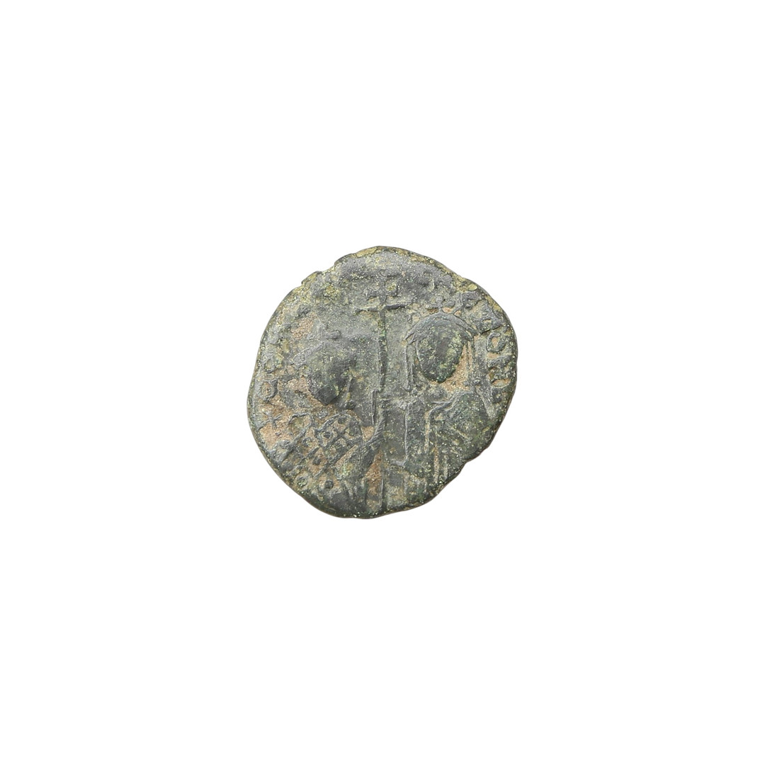 Byzantine bronze follis depicting Constantine VII and Zoe, minted ca. 914 - 919.