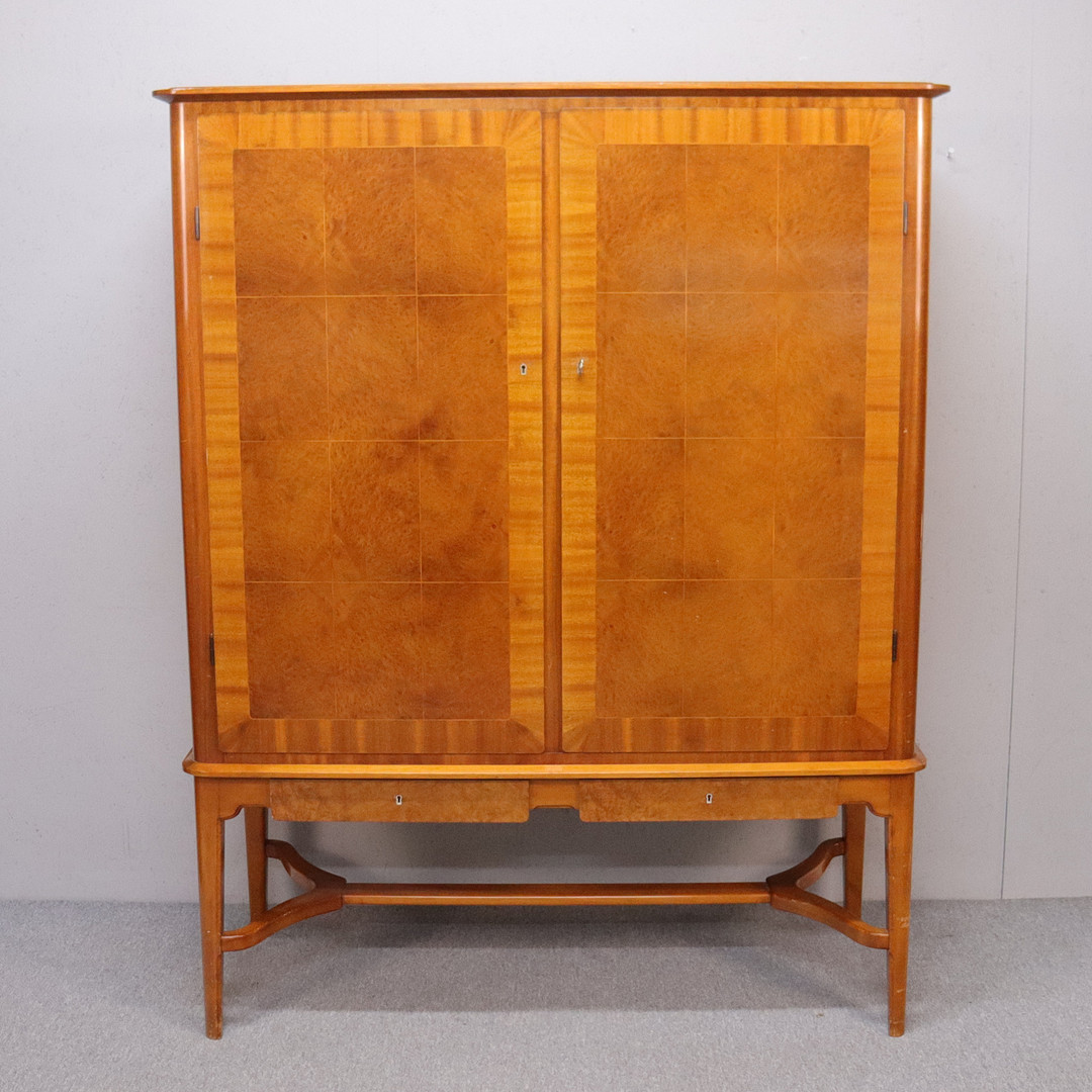 MATSALSSKÅP, intarsia, Swedish Modern, 1900-tal.
