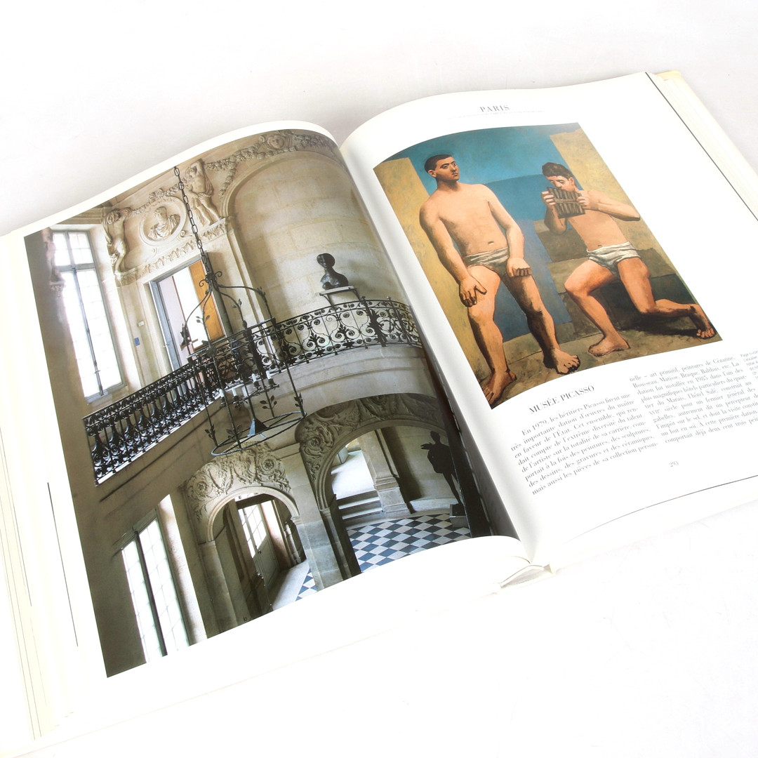 FOTOBÖCKER, 2 st, "Paris", Gilles Plazy. "Paris", Robert Doisneau. Flammarion.