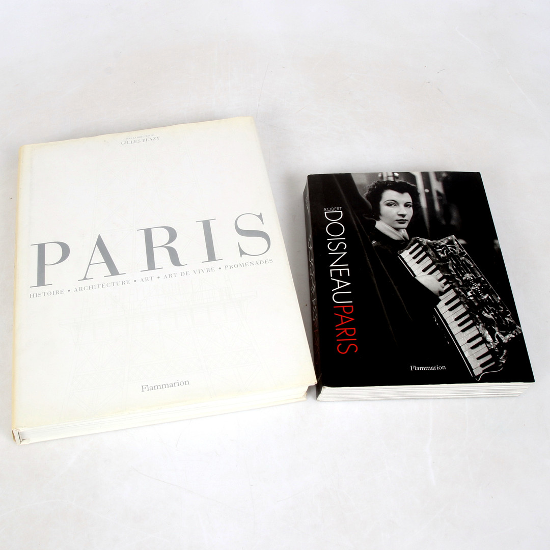 FOTOBÖCKER, 2 st, "Paris", Gilles Plazy. "Paris", Robert Doisneau. Flammarion.