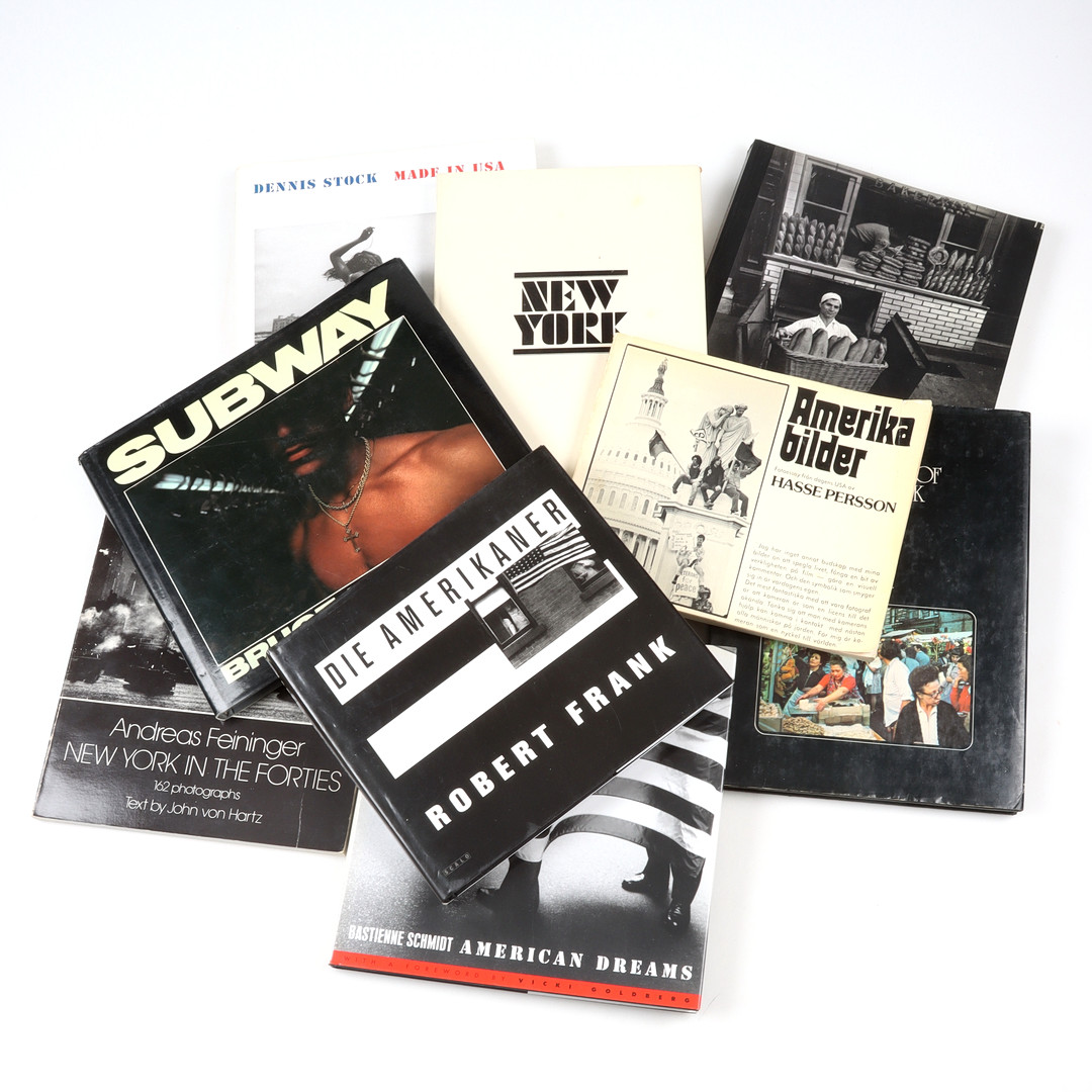 FOTOBÖCKER,9 st, "New York", Hasse Persson. "Made in USA", Dennis Stock. "Subway", Bruce Davidson. "New York in the forties", text av John von Hartz, mfl.