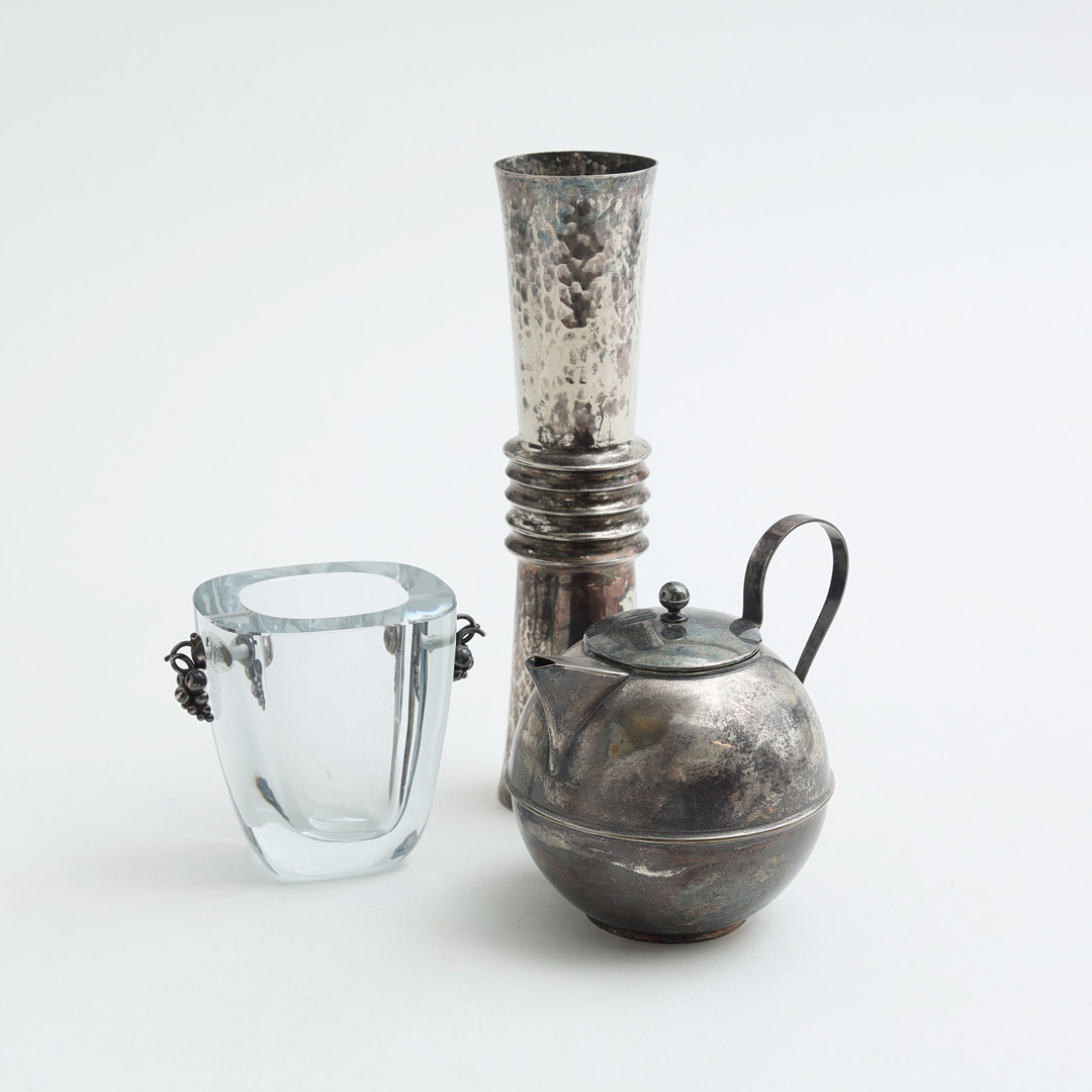 NYSILVER/SILVER-FÖREMÅL, ishink, kanna, vas, 1900-tal.