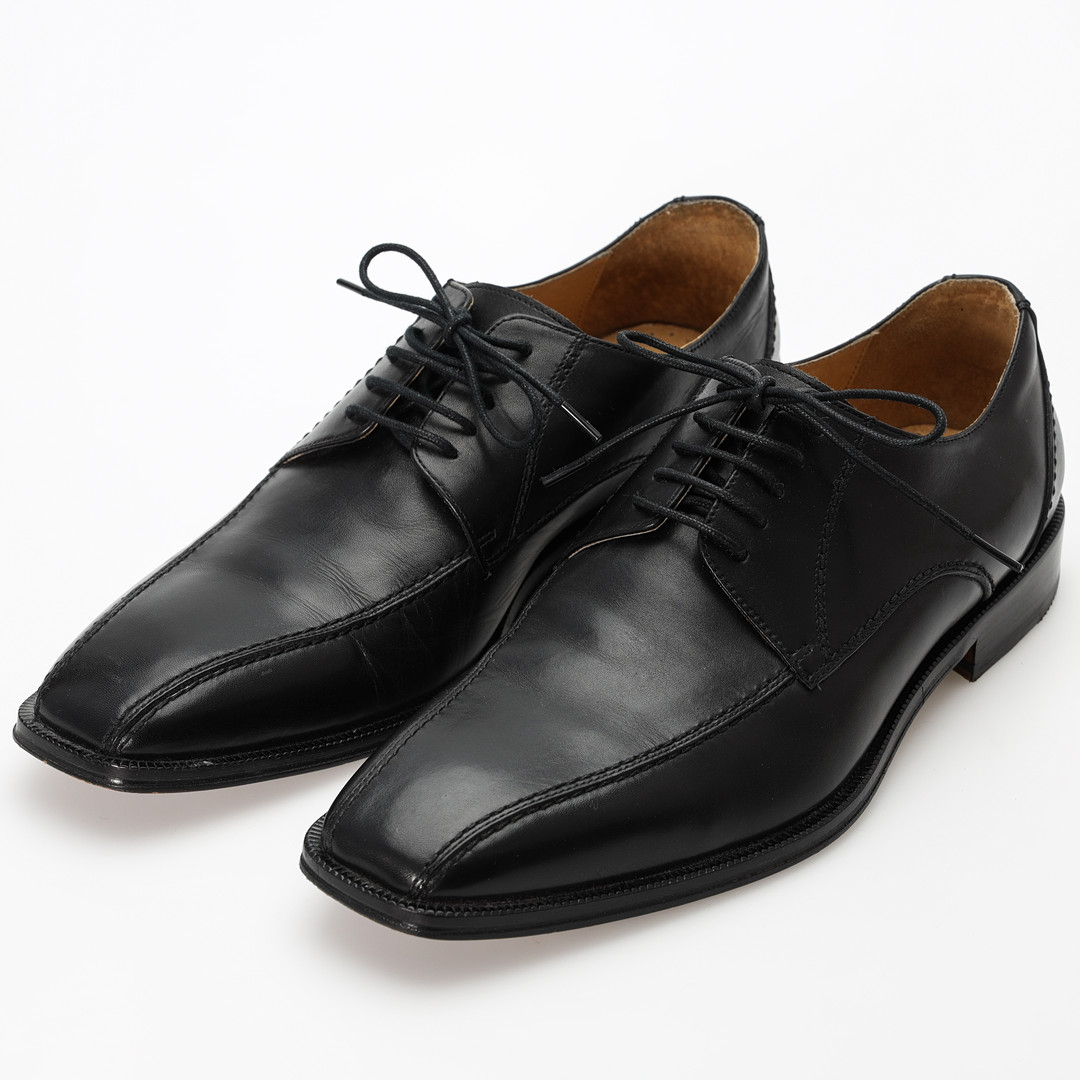 JOHNSTON & MURPHY, herrsko, "Moc Toe", svart läder, storlek M10/EU43.