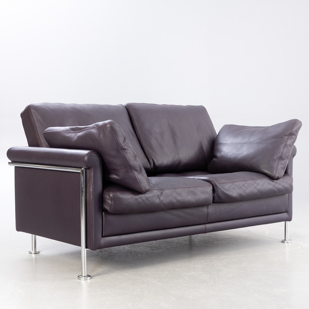 ARTANOVA. 2-Sitzer Sofa in Leder, Schweiz.