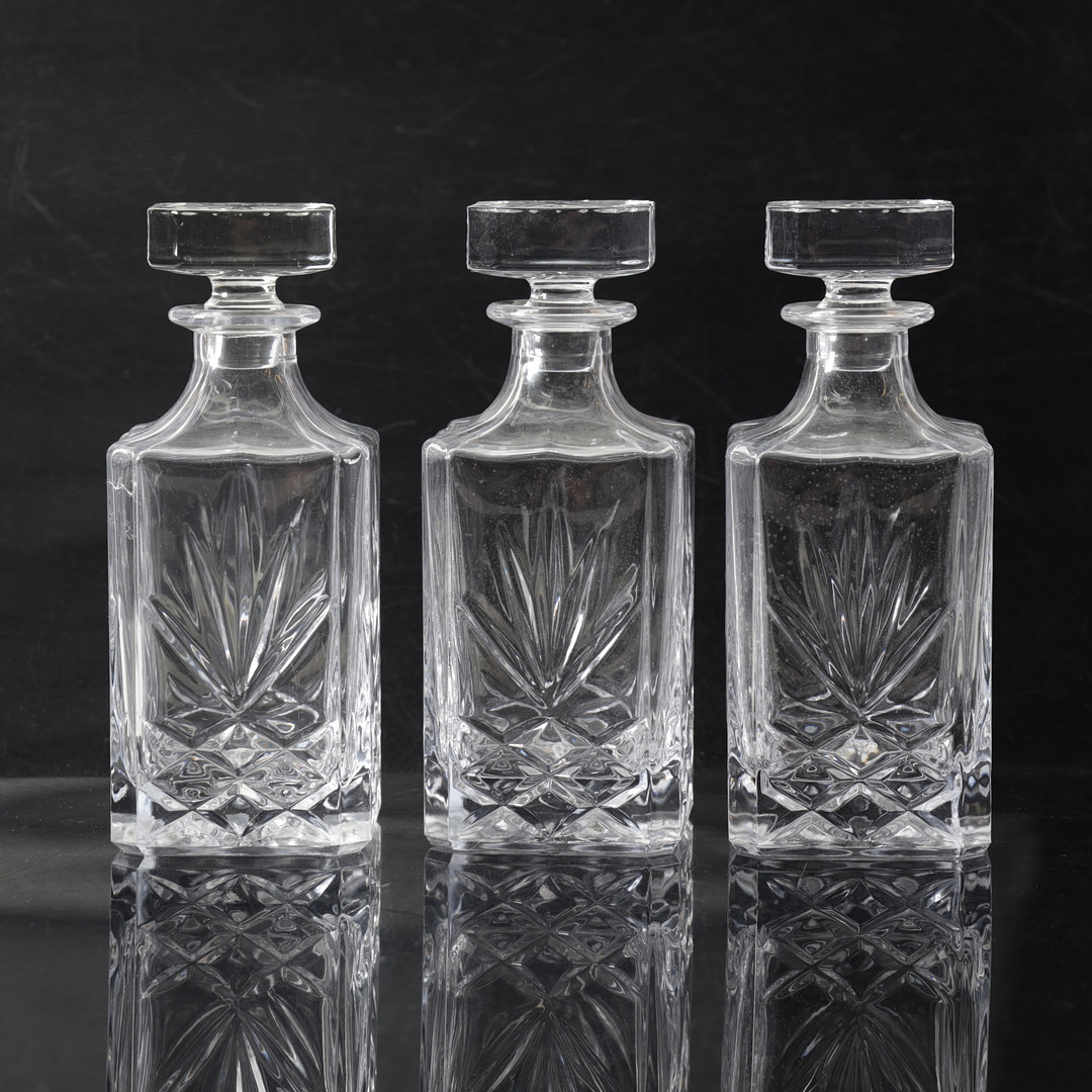 KARAFFER, 3 st. Glas, 19/2000-tal.