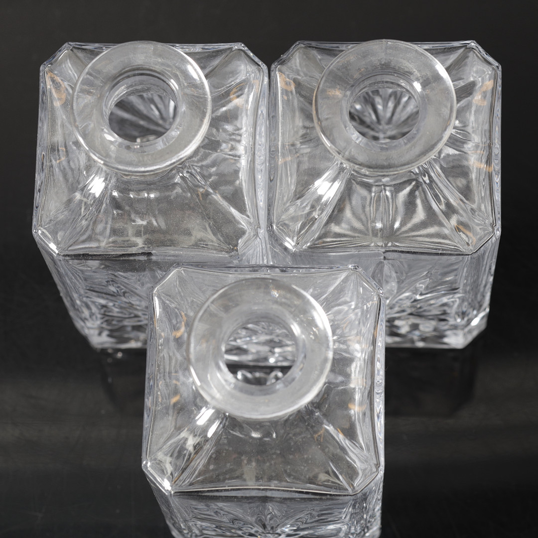 KARAFFER, 3 st. Glas, 19/2000-tal.