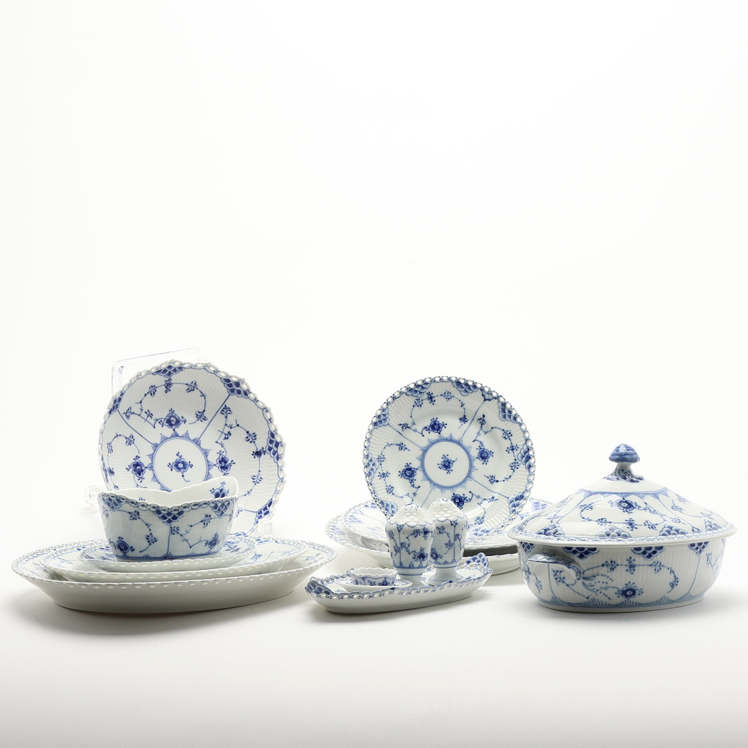 SERVIS 51 delar, "Musselmalet, helblonde" Royal Copenhagen danmark porslin.