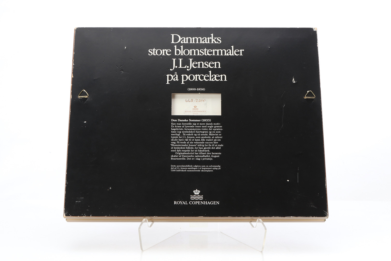ROYAL COPENHAGEN, INRAMAD PORSLINPLAKETT. Motiv efter J.L. Jensen. Nr 668/7500.