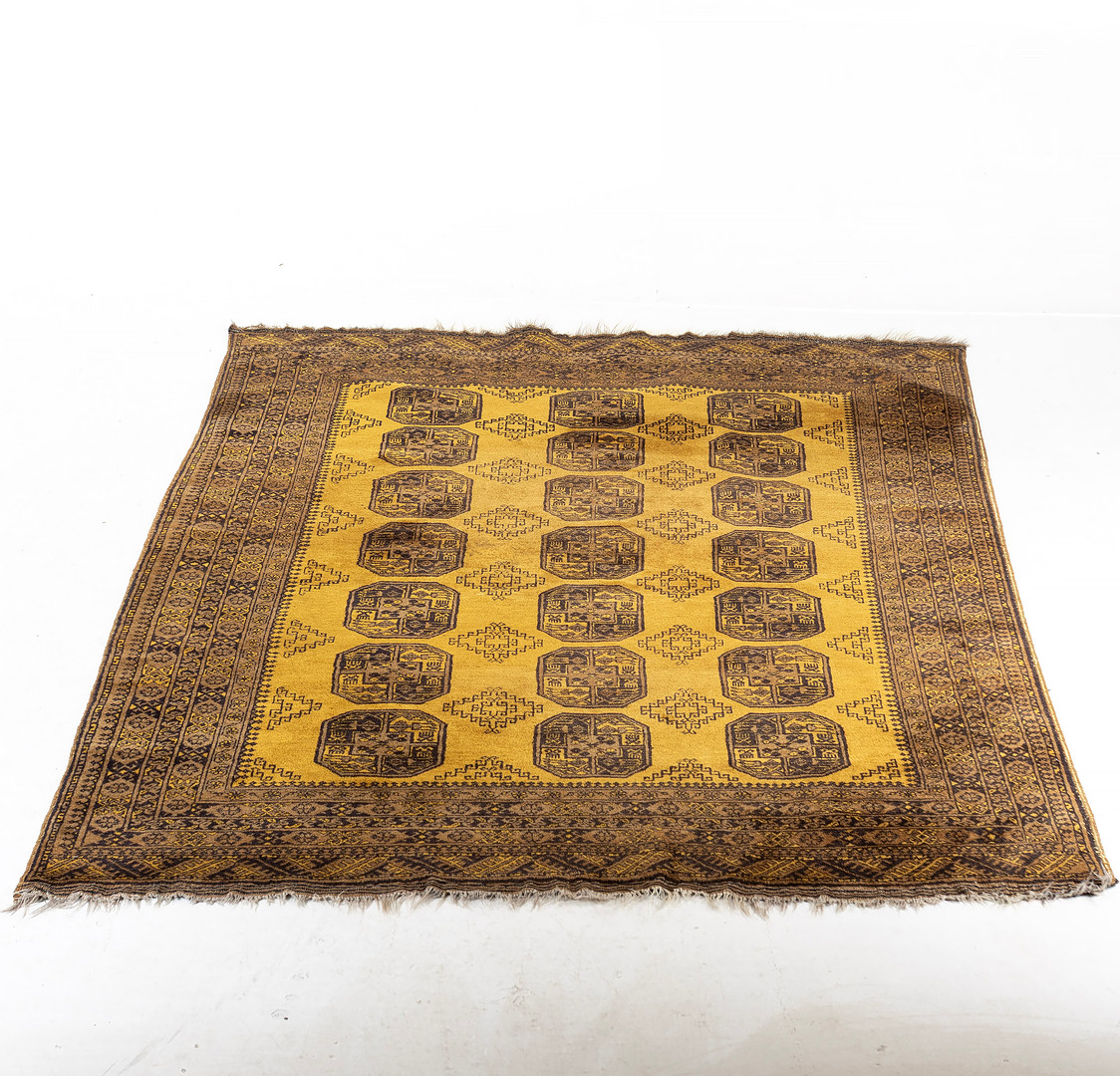 MATTA, handknuten afghan ca 285 x 205 cm.